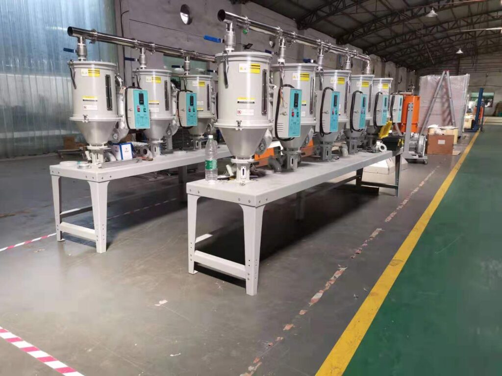 Hot air plastic dryer